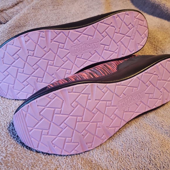 NWOB ALEGRIA BY PG LITE Traq Knit Slip Resistant Sneakers - 11.5 - Picture 8 of 8